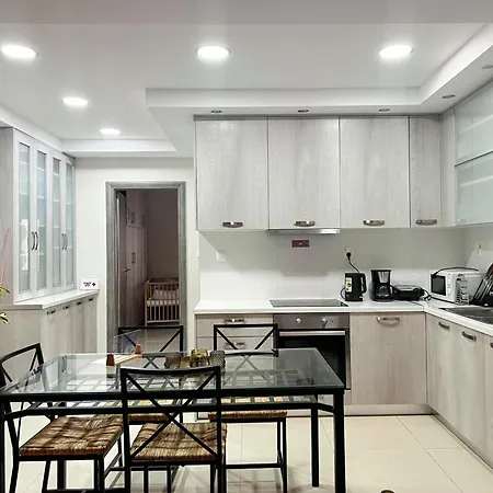 Gtrip Monastiraki Cosy - 5026 Athens